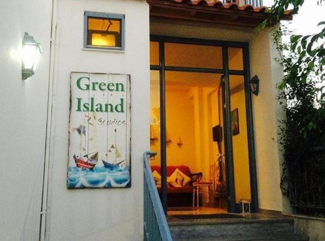 Green Island Studios Skála Buitenkant foto